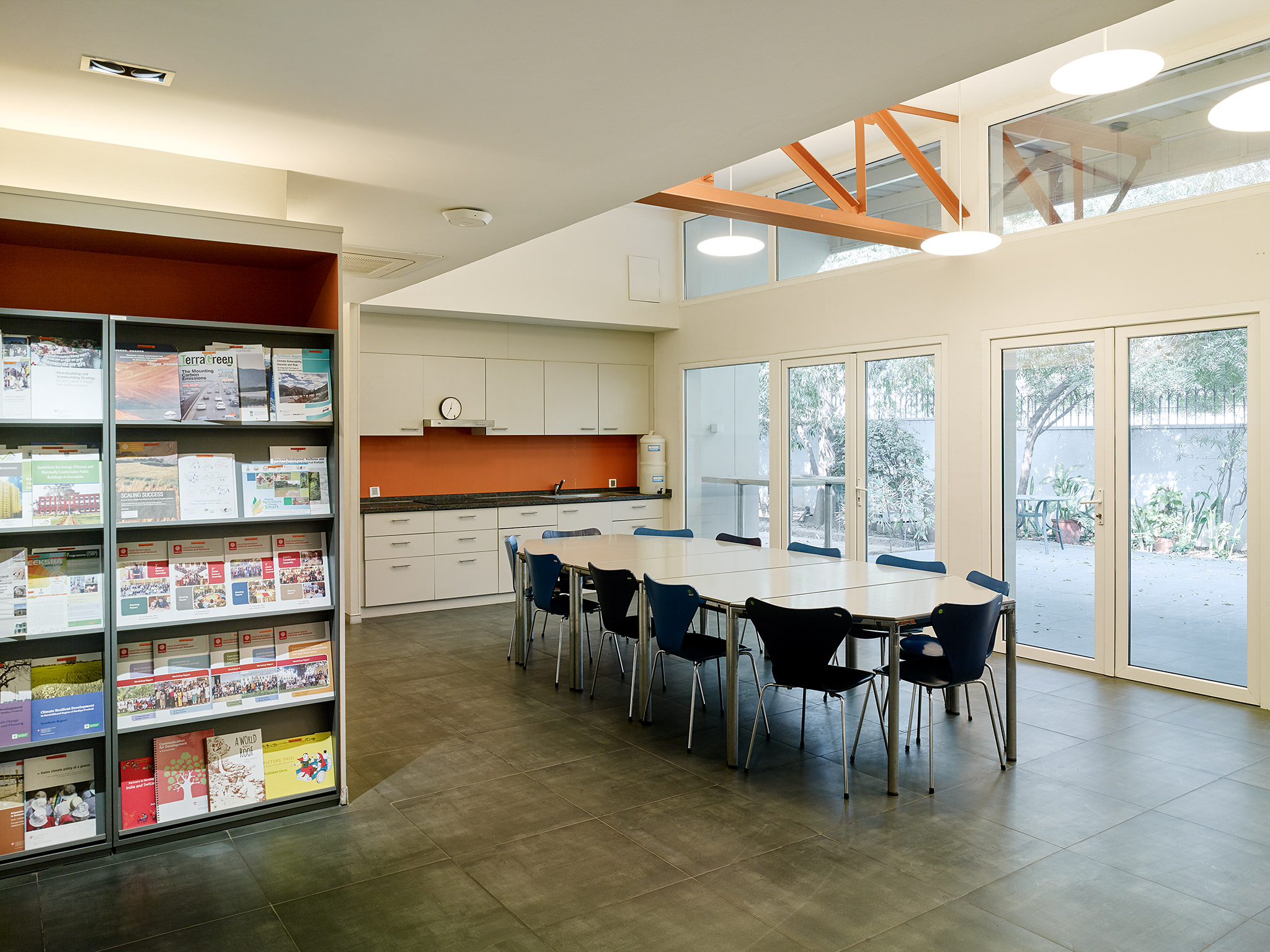 Swiss Embassy New Delhi, Documentation Auxiliary Buildings + Solar System